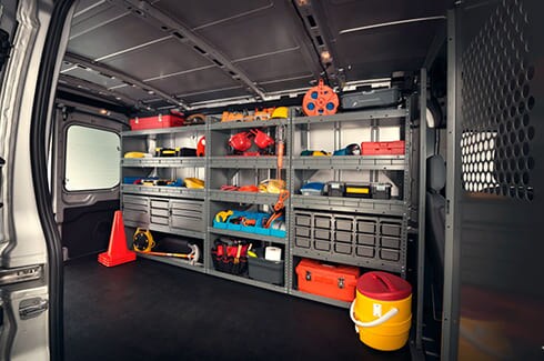 La Van Eléctrica Ford E-Transit 2025 te permite adaptar tu Vehículo Comercial a tu Negocio